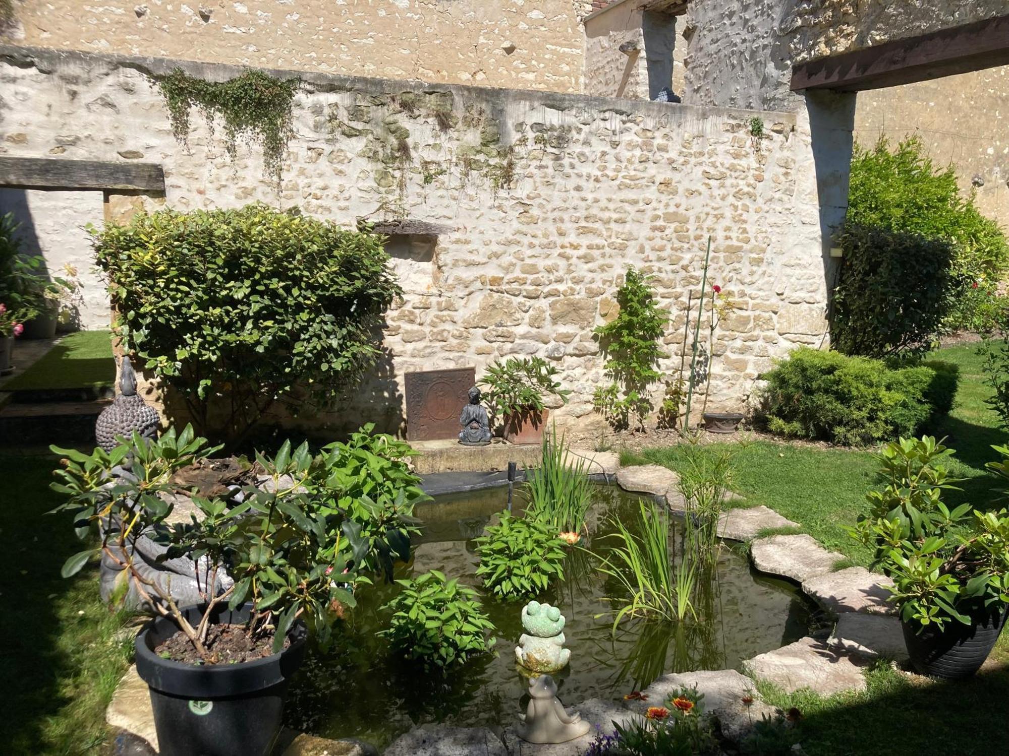 la detente de neuilly Neuilly  Extérieur photo